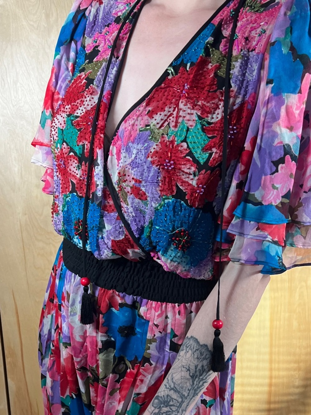 Diane Freis 100% Silk Floral V-Neck Wide-Leg Jumpsuit in Multicolor - Picture 4 of 7